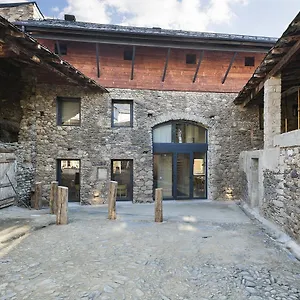 https://set-terres-la-villa-de-llivia.catalonia-hotels.com